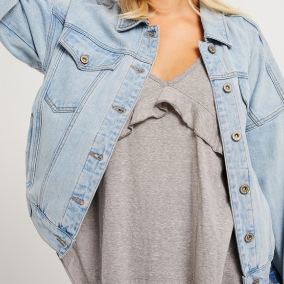 Girlfriend Denim Jacket - Picture 6 of 6